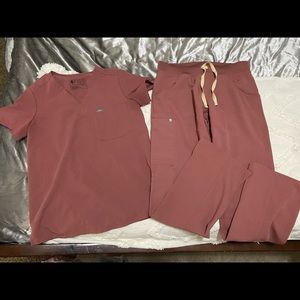 Figs Mauve scrub set